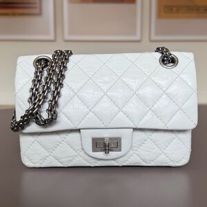 CHANEL 2.55 MINI WHITE LEATHER REISSUE FLAP BAG